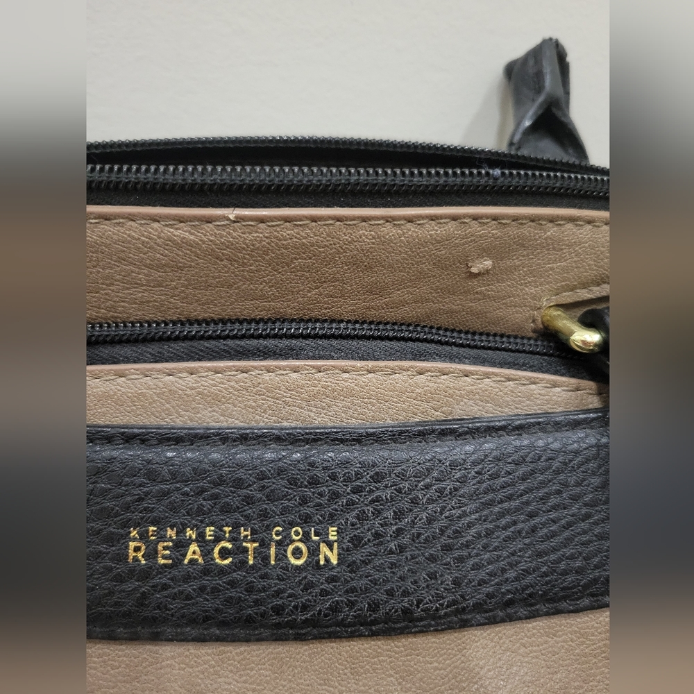 Kenneth Cole Reaction Leather Hangbag - Picture 5 of 5